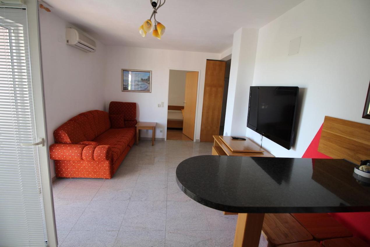 Apartments Helena Zadar Vrsi Bagian luar foto