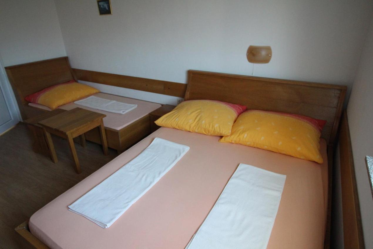 Apartments Helena Zadar Vrsi Bagian luar foto