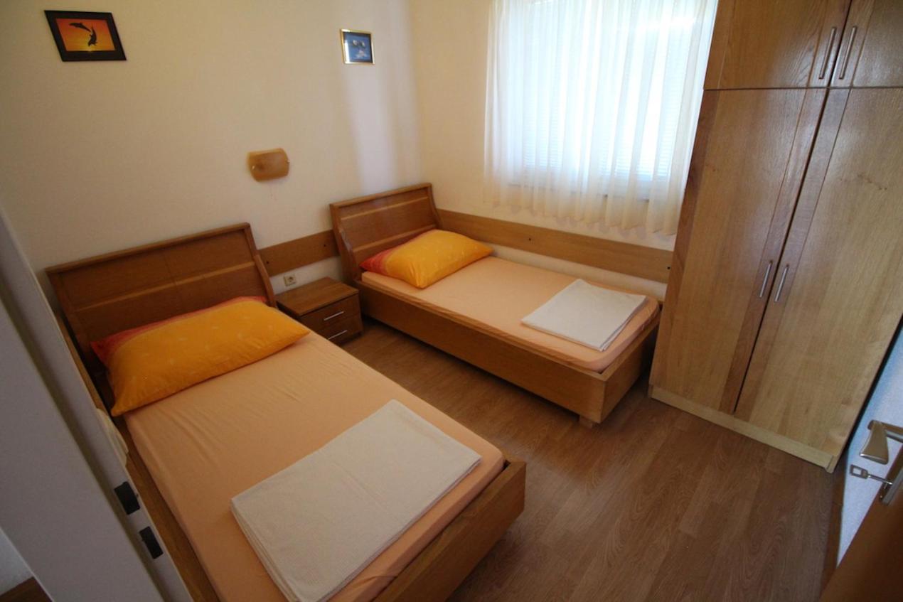 Apartments Helena Zadar Vrsi Bagian luar foto