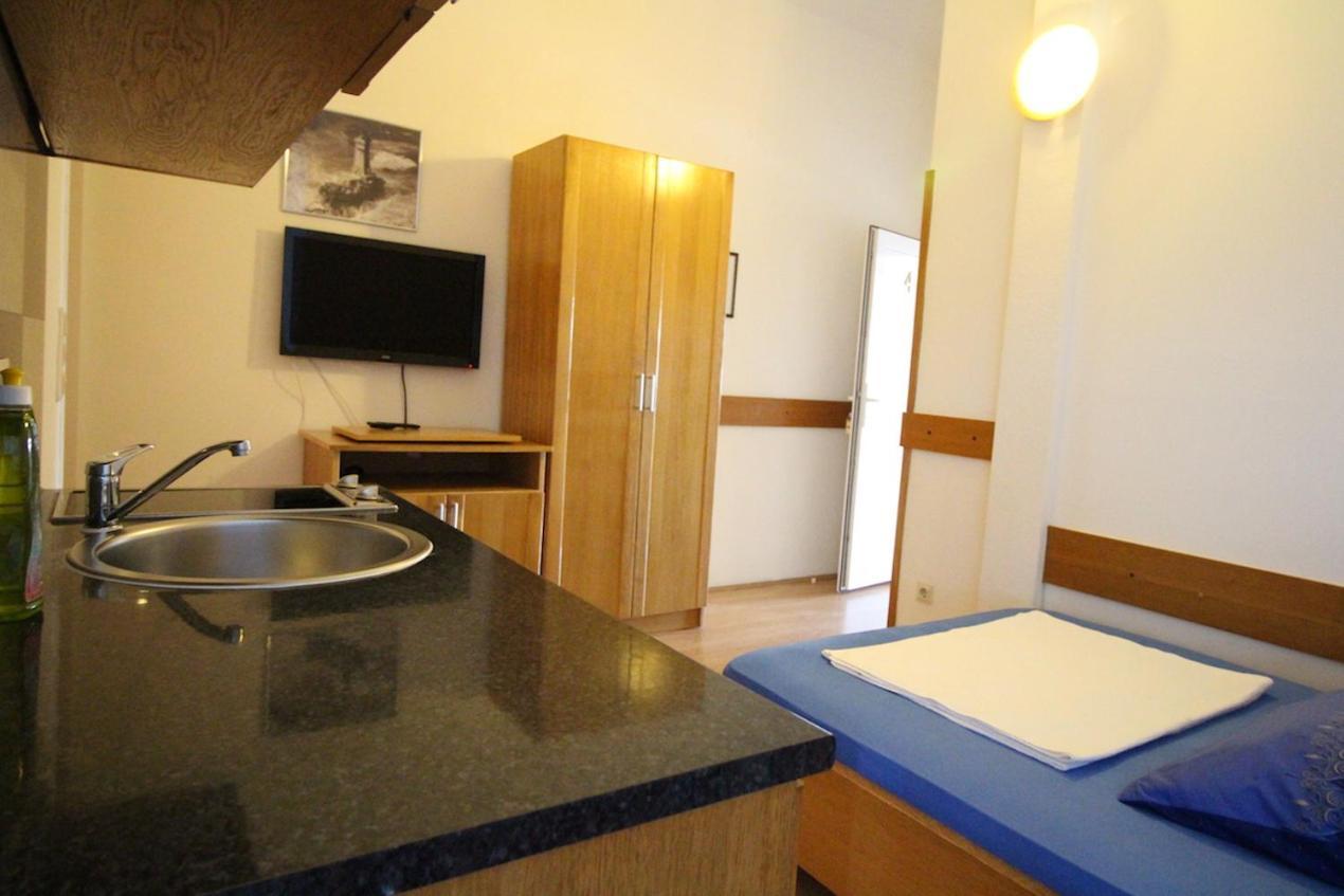 Apartments Helena Zadar Vrsi Bagian luar foto