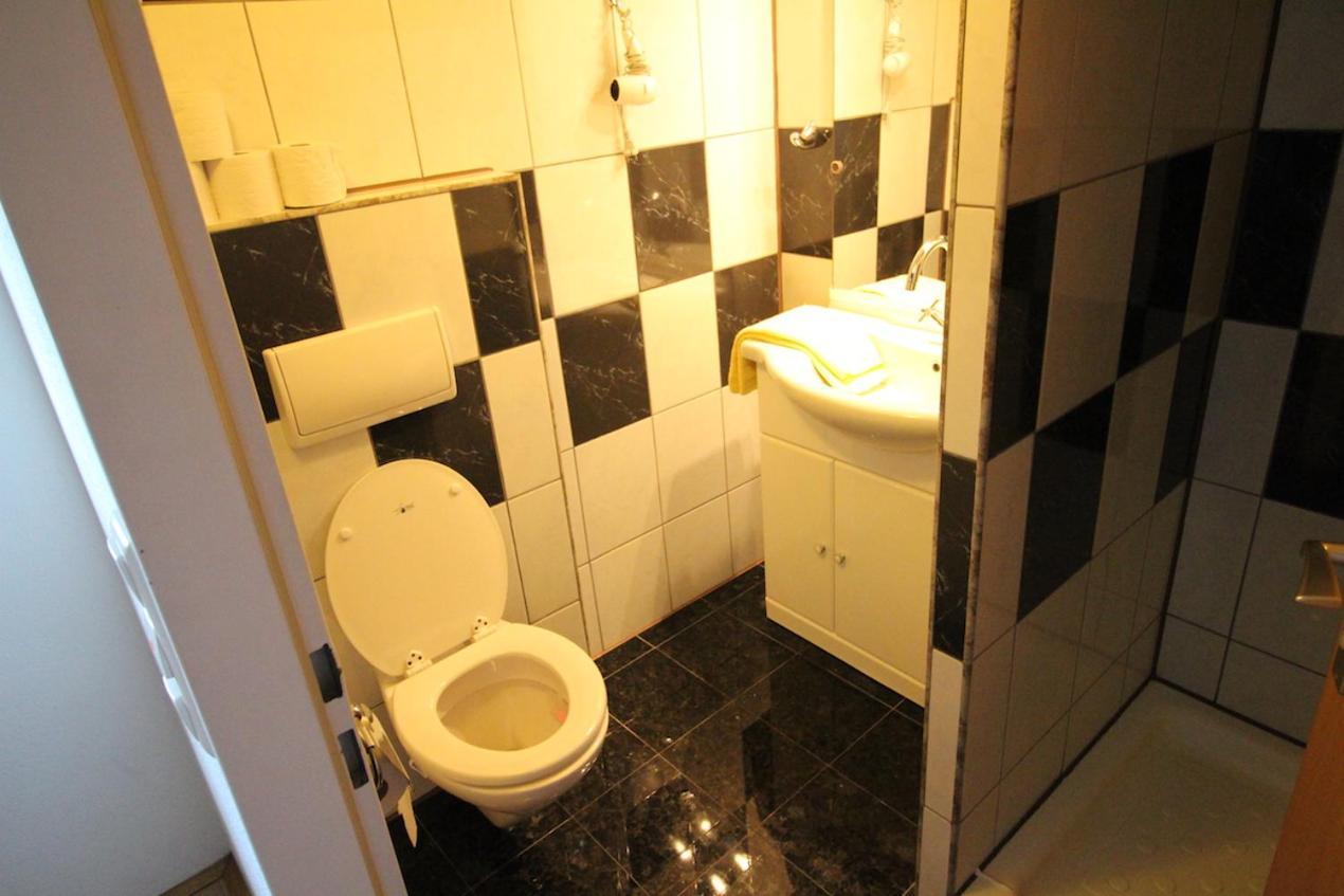 Apartments Helena Zadar Vrsi Bagian luar foto